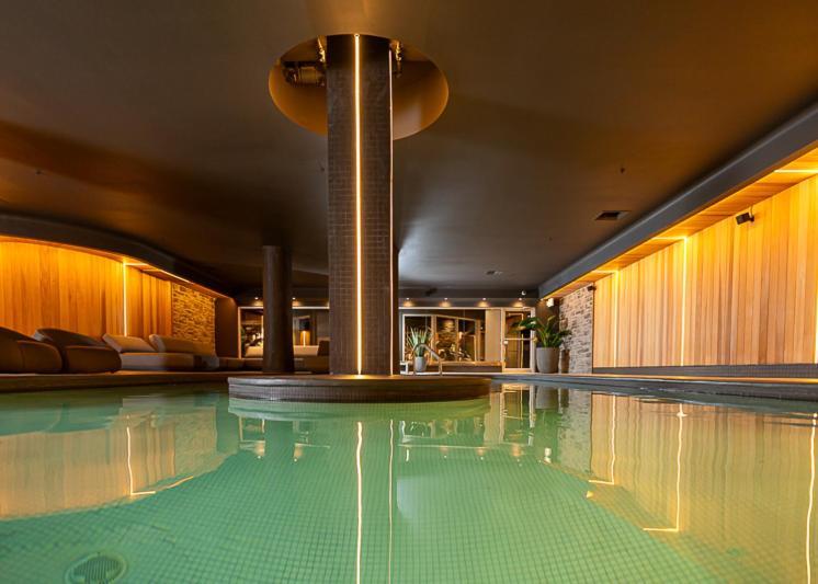Manoir Victoria Hotel